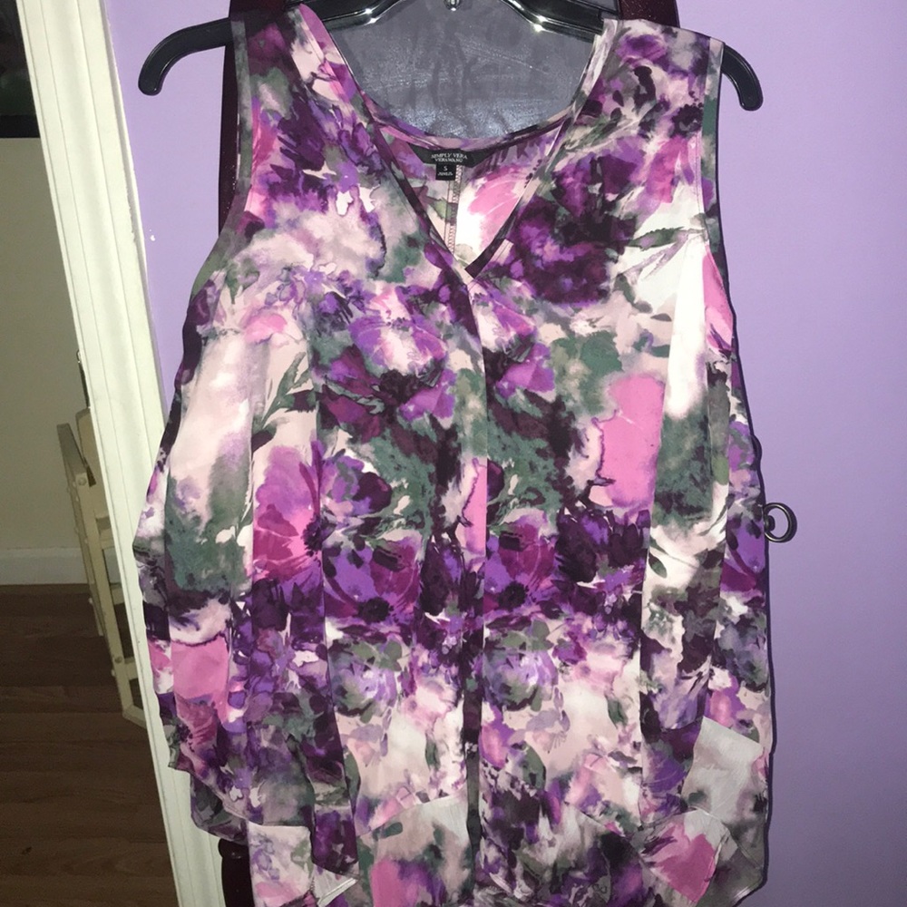 Floral purple sleeveless Vera Wang blouse